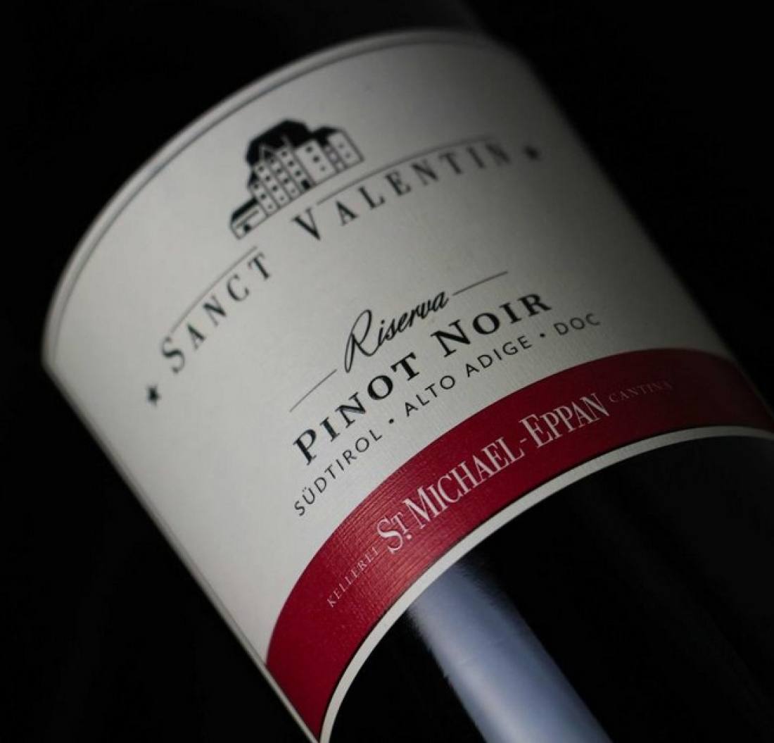 Preview: ST. MICHAEL-EPPAN Pinot Noir Riserva Sanct Valentin